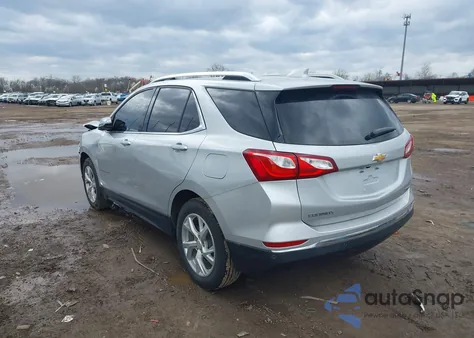 2018 Chevrolet Equinox Premier z USA, uszkodzony, nr VIN 2GNAXMEV0J6185677